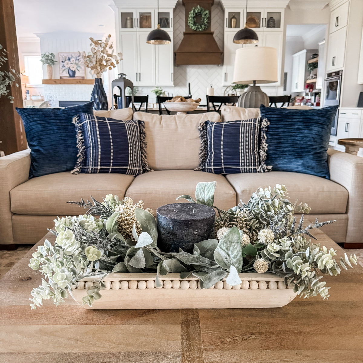 Everyday Living Room Decorating