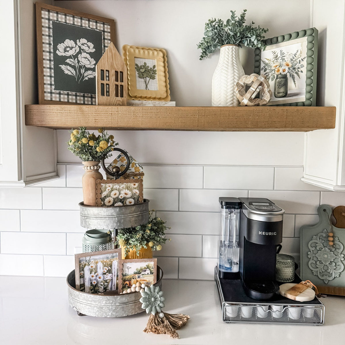 Late Summer Coffee Bar Decorating